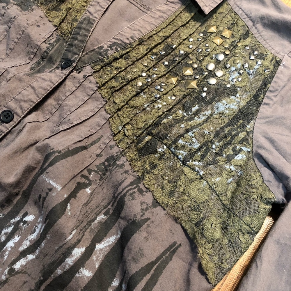 Daytrip, Button down Shirt
